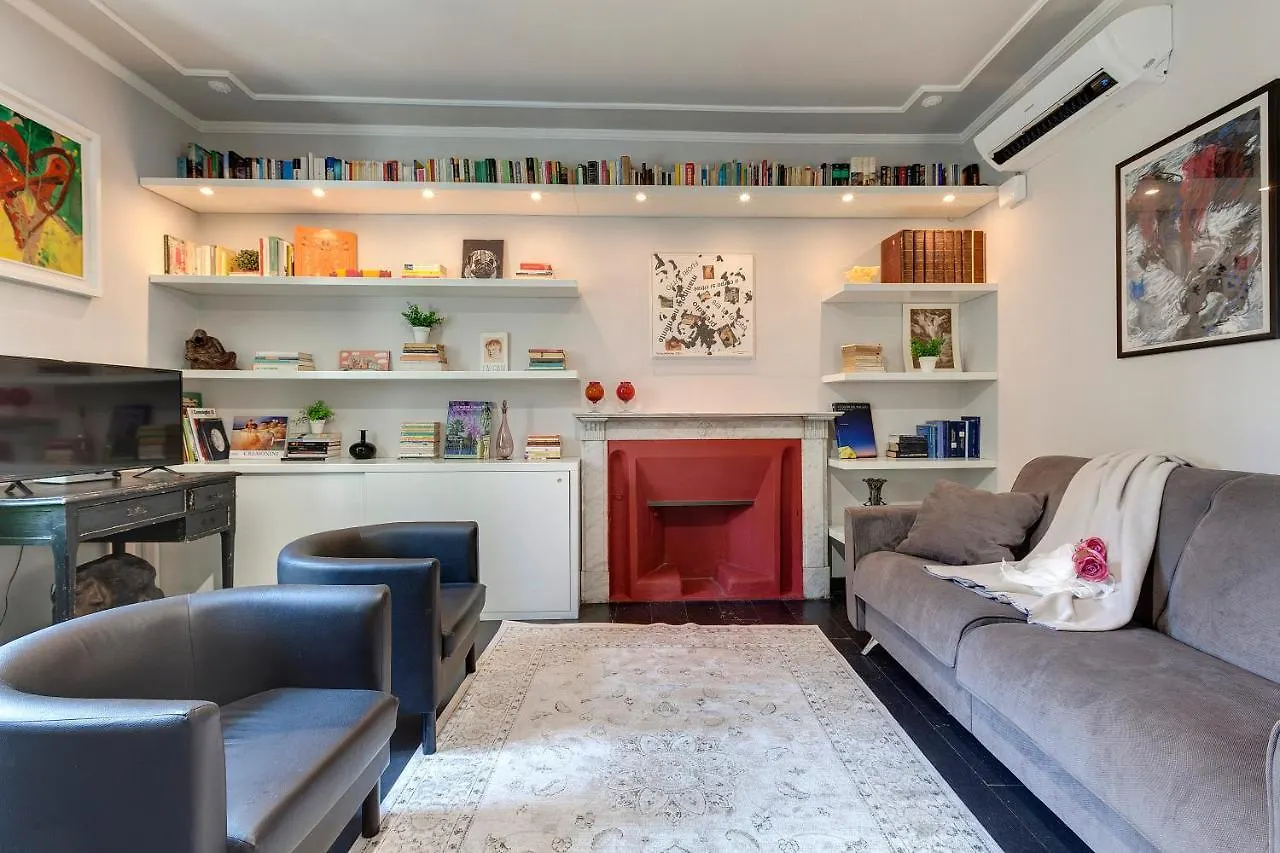 Sophia Apartment By Mamo Florence Italy