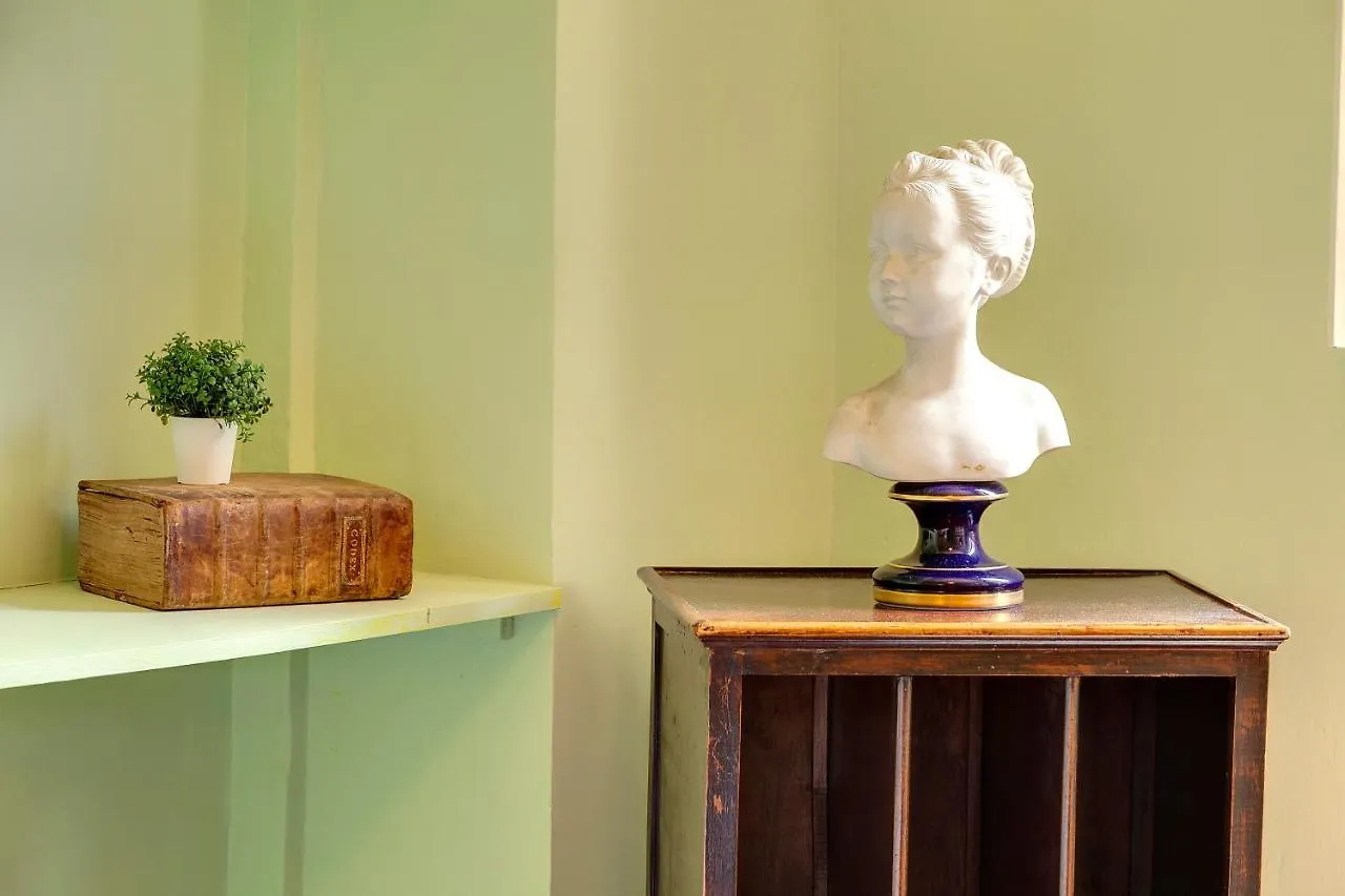 Sophia Apartment By Mamo Florence