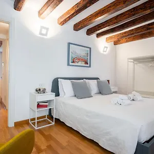  Apartment Ca' Laura - San Marco Canal View Italy