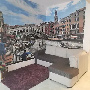  Apartment Zsuzsa Lak Italy